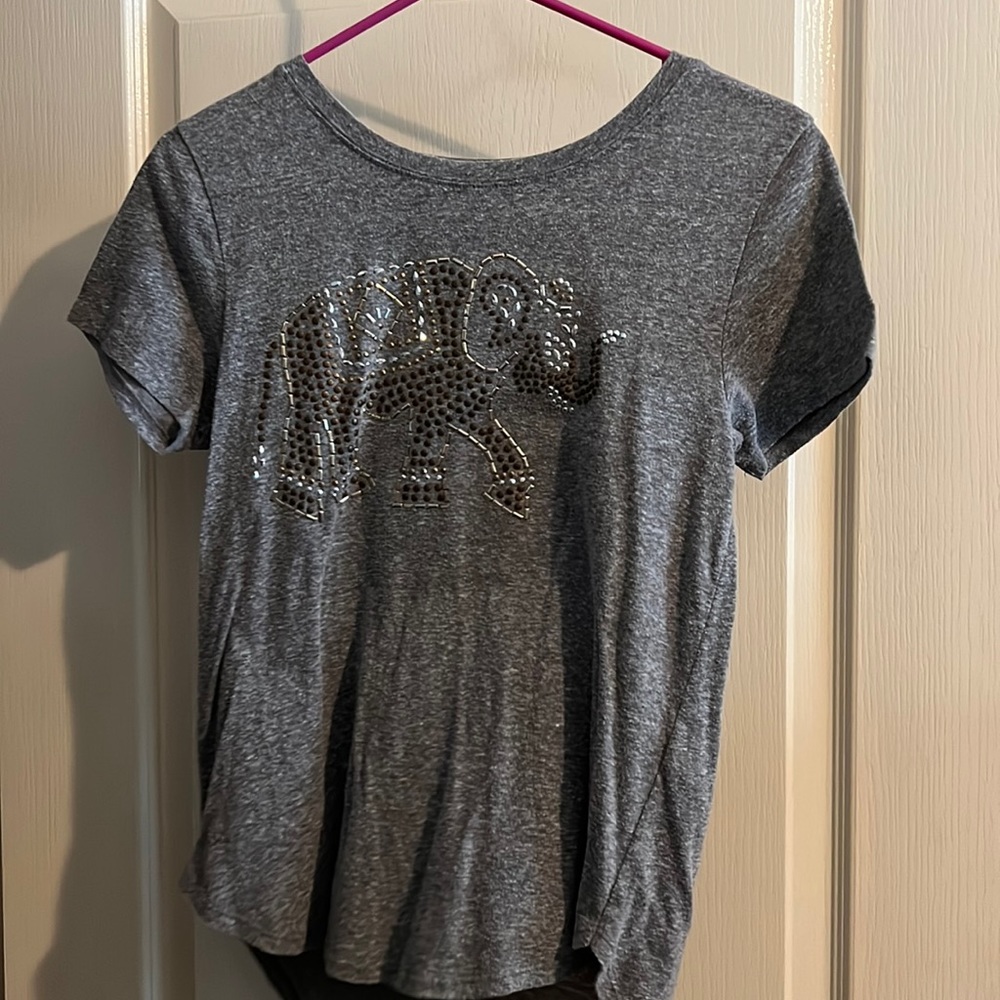 Grey Hollister t-shirt with elephant design